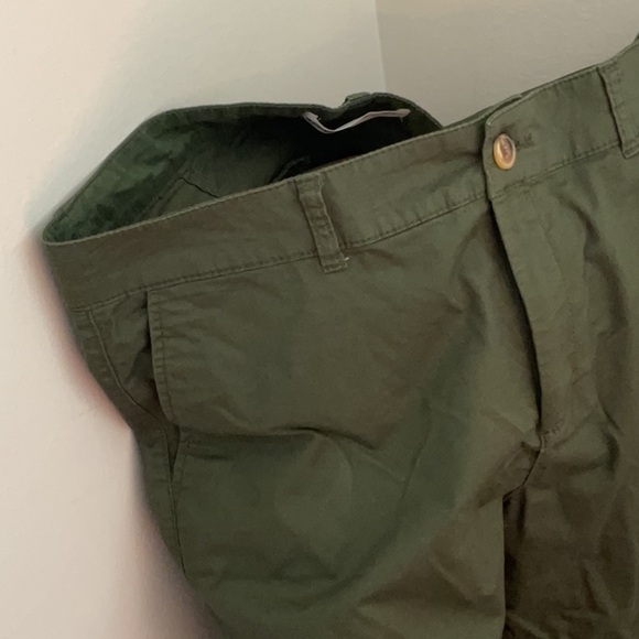 Old Navy Green Everyday Short High Rise Shorts - Picture 3 of 7